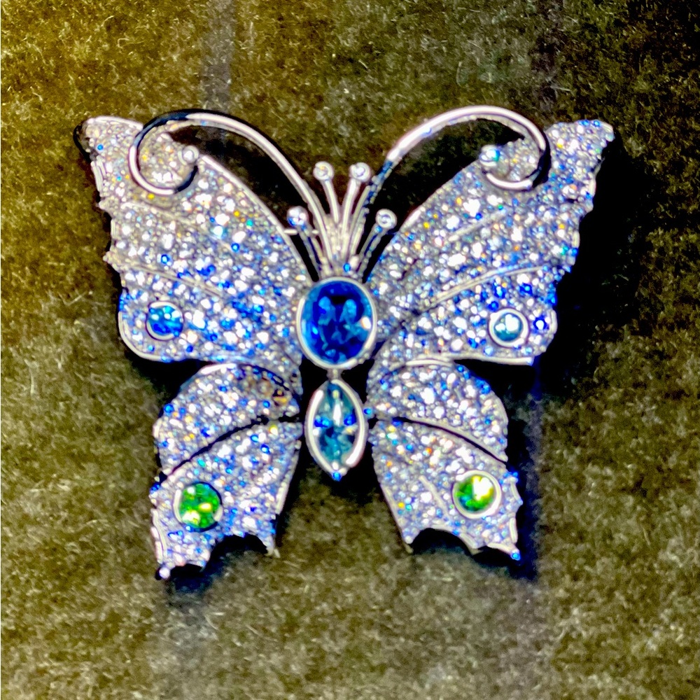 SWAROVSKI SIGNED CRYSTAL PAVE BUTTERFLY BROOCH